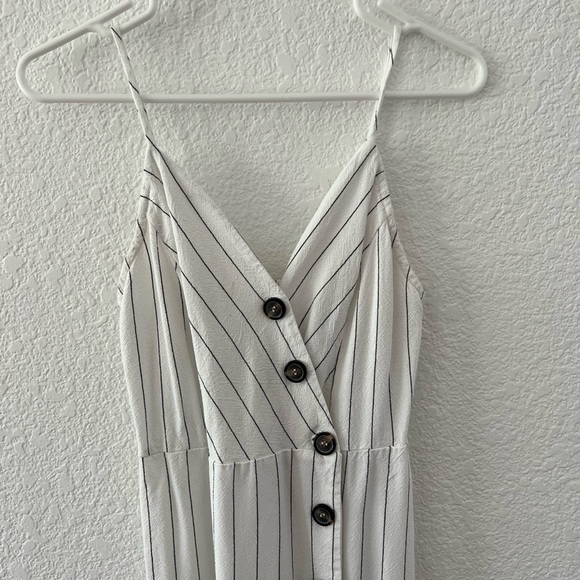 Urban Romantics dress size M - Picture 3 of 12